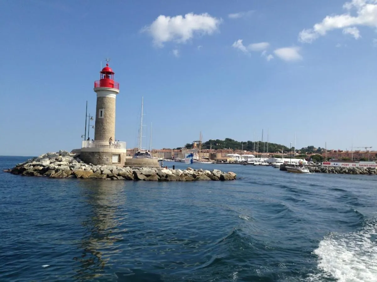 Les Restanques Du Golfe De Saint Tropez Aussergewoehnlicher Meerblick Top Wlan Grimaud